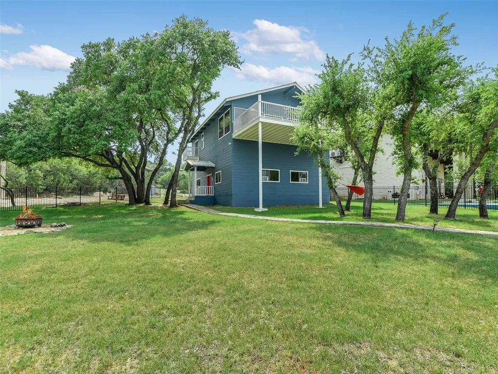 3714 Parliament Cove Lago Vista TX 78645