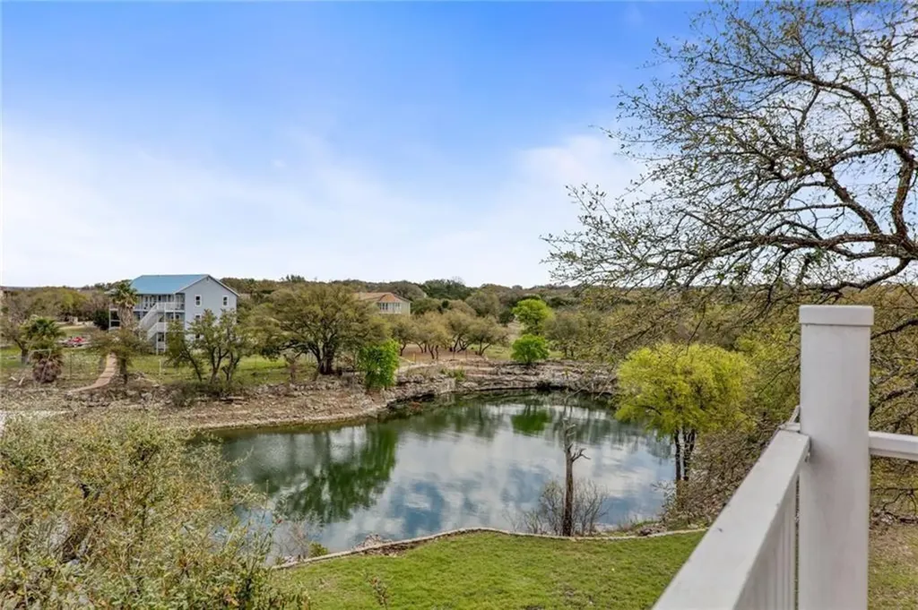 3714 Parliament Cove Lago Vista TX 78645