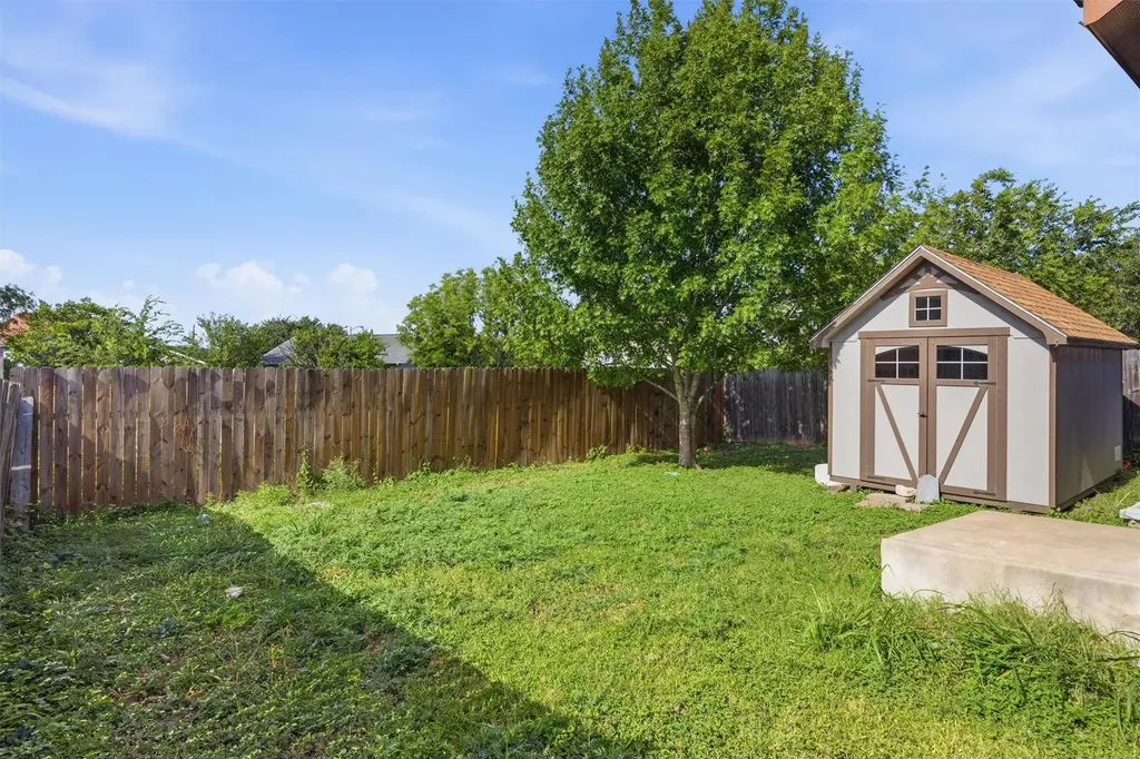7100 Villita Avenida Street Austin TX 78741