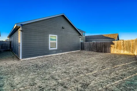 308 Geode Glen Maxwell TX 78656