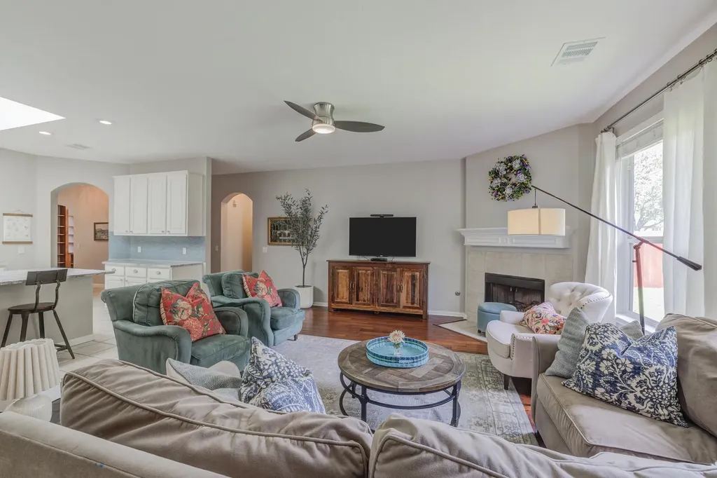 6021 Ronchamps Drive Round Rock TX 78681