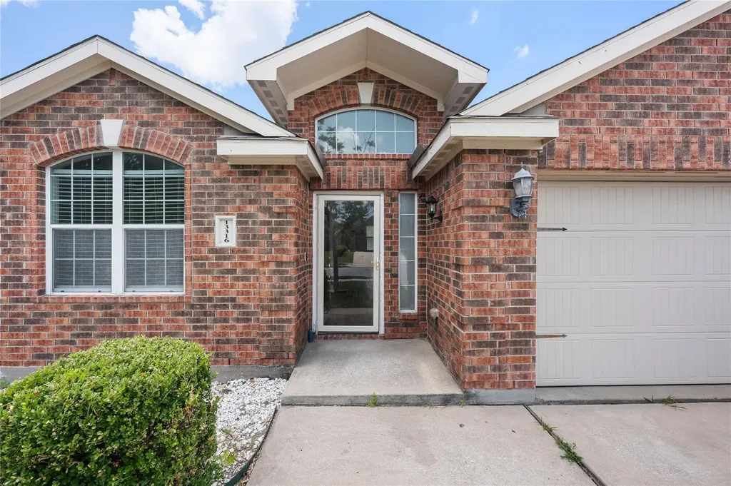 13316 Nelson Houser Street Manor TX 78653