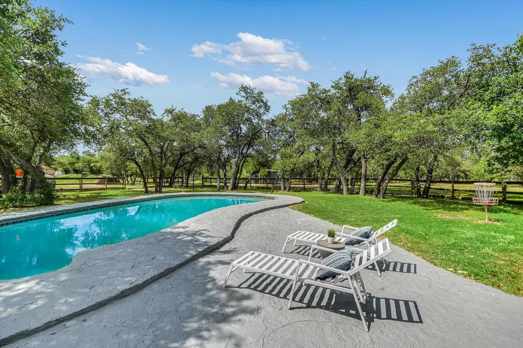 4717 Sam Bass Road Round Rock TX 78681