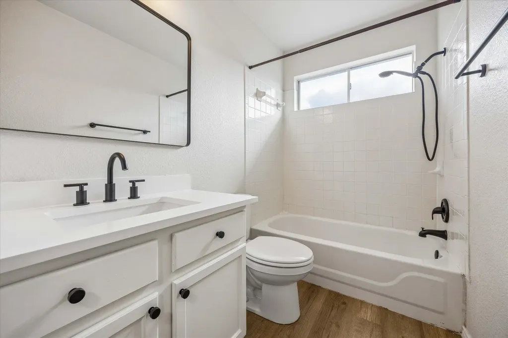 910 Port Daniel Drive Leander TX 78641