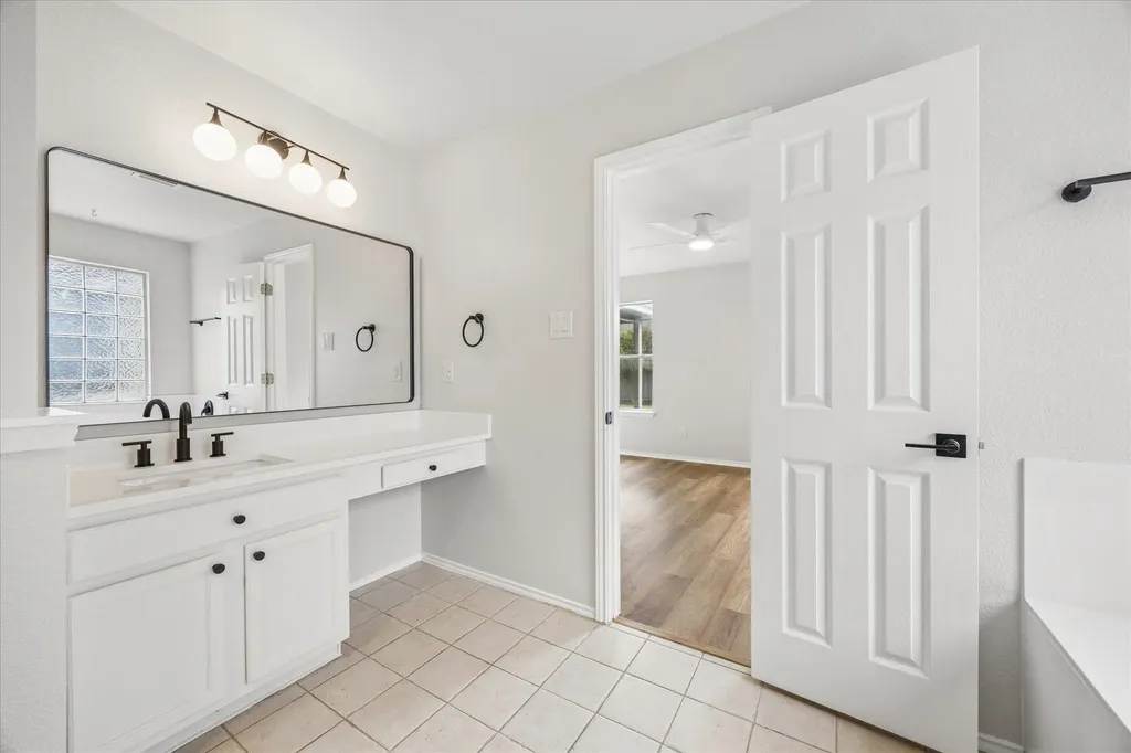910 Port Daniel Drive Leander TX 78641