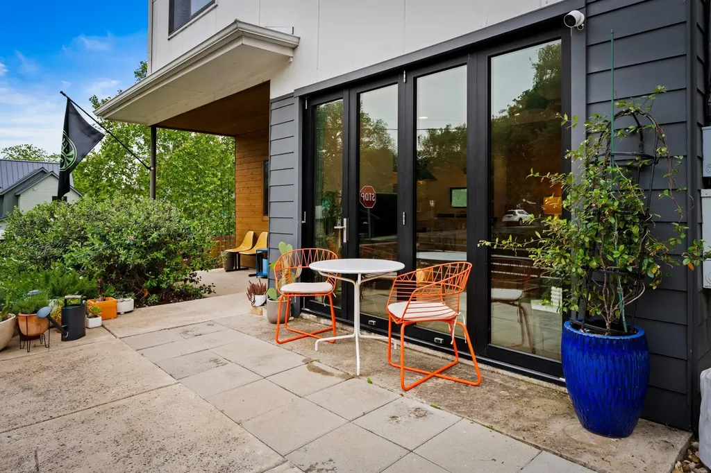 2311 E 18th Street Austin TX 78702