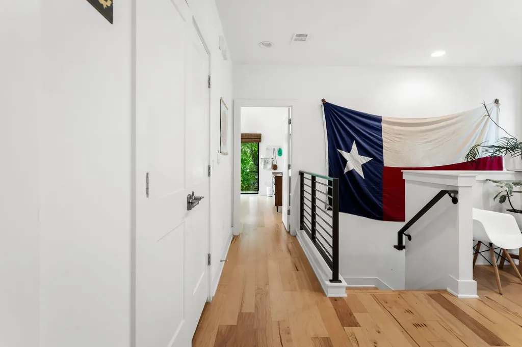 2311 E 18th Street Austin TX 78702