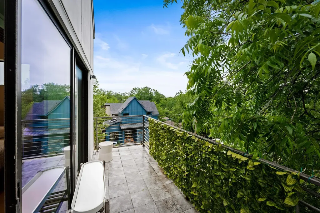 2311 E 18th Street Austin TX 78702