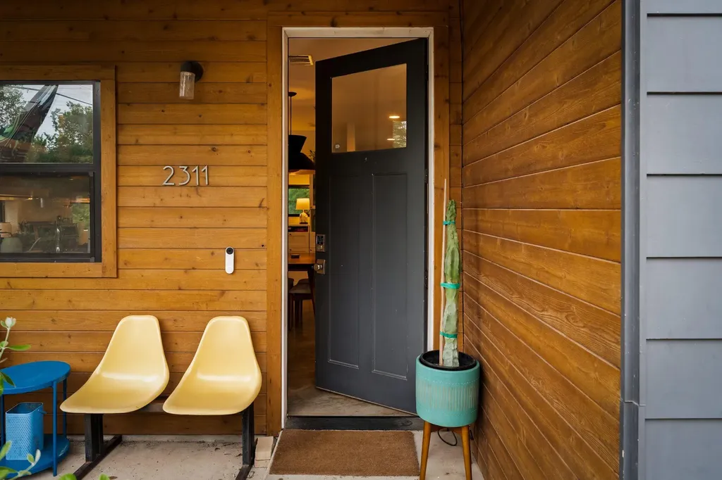 2311 E 18th Street Austin TX 78702