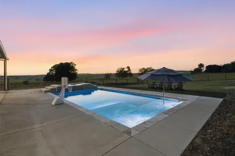 8731 Sh 79 Highway Milano TX 76556