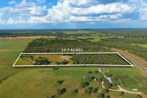 8731 Sh 79 Highway Milano TX 76556