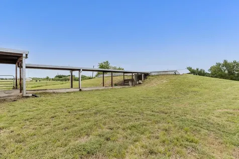 51 County Road 436 Thrall TX 76578