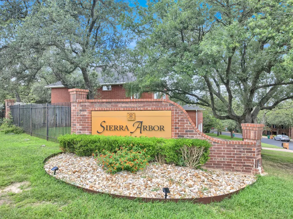 6001 Sierra Arbor Court Austin TX 78759