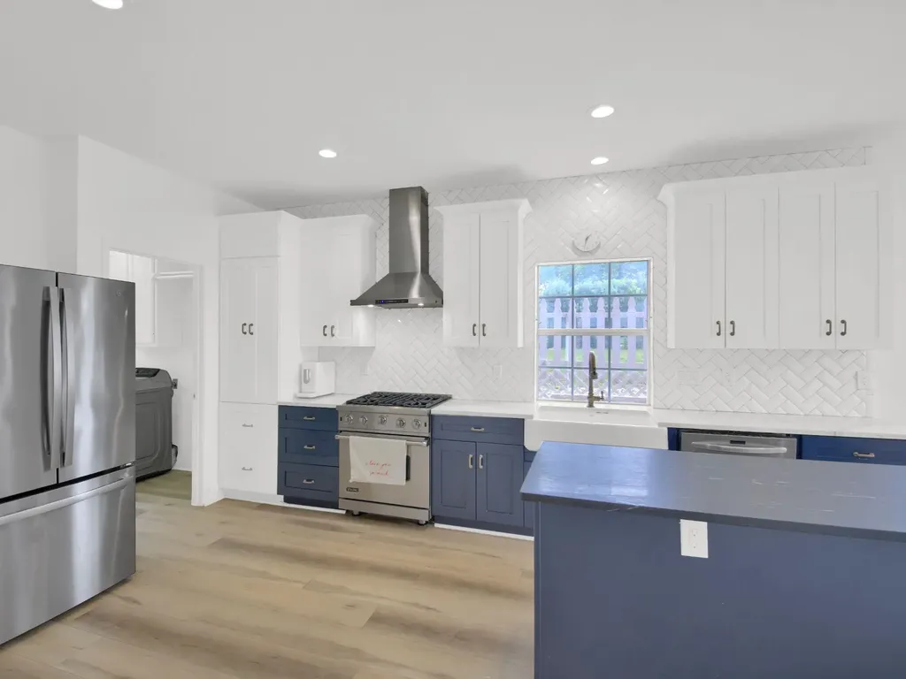 6001 Sierra Arbor Court Austin TX 78759