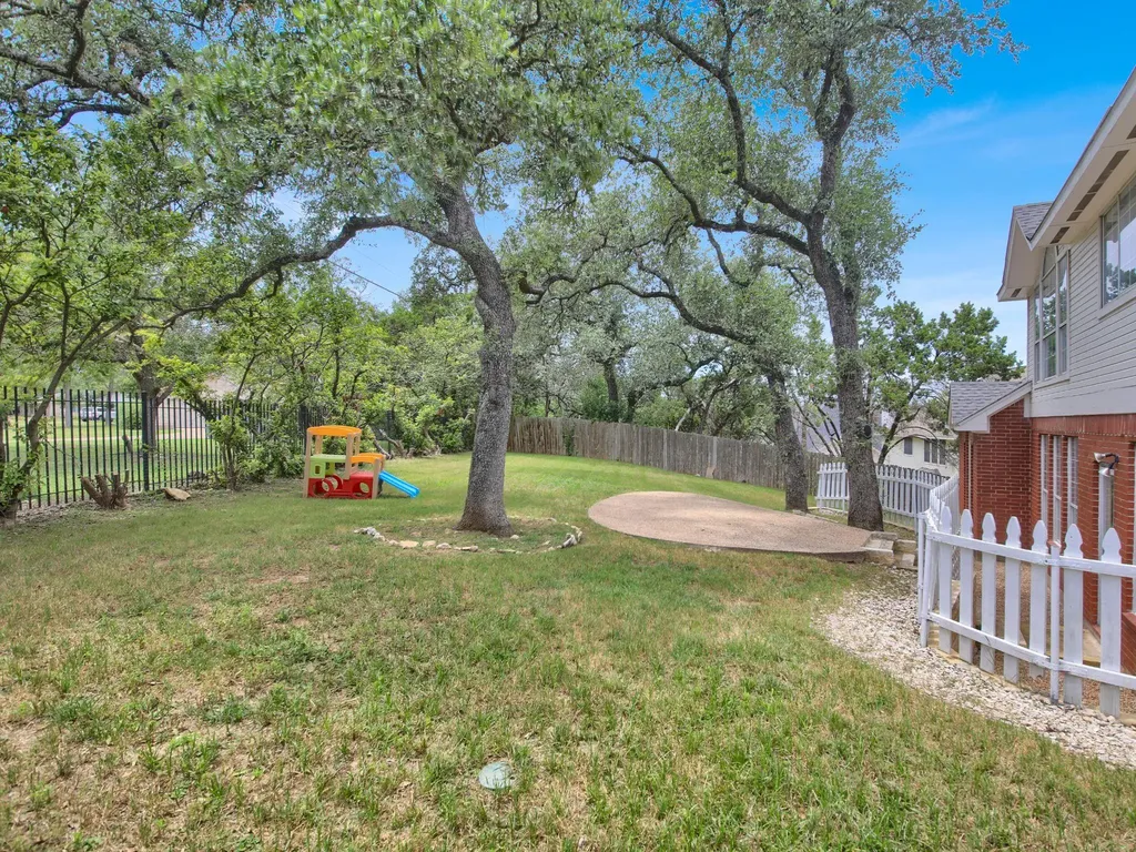6001 Sierra Arbor Court Austin TX 78759