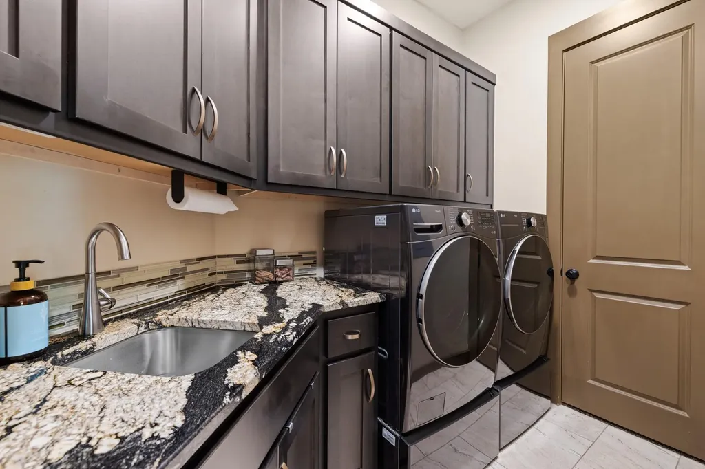 3696 County Road 207 Liberty Hill TX 78642