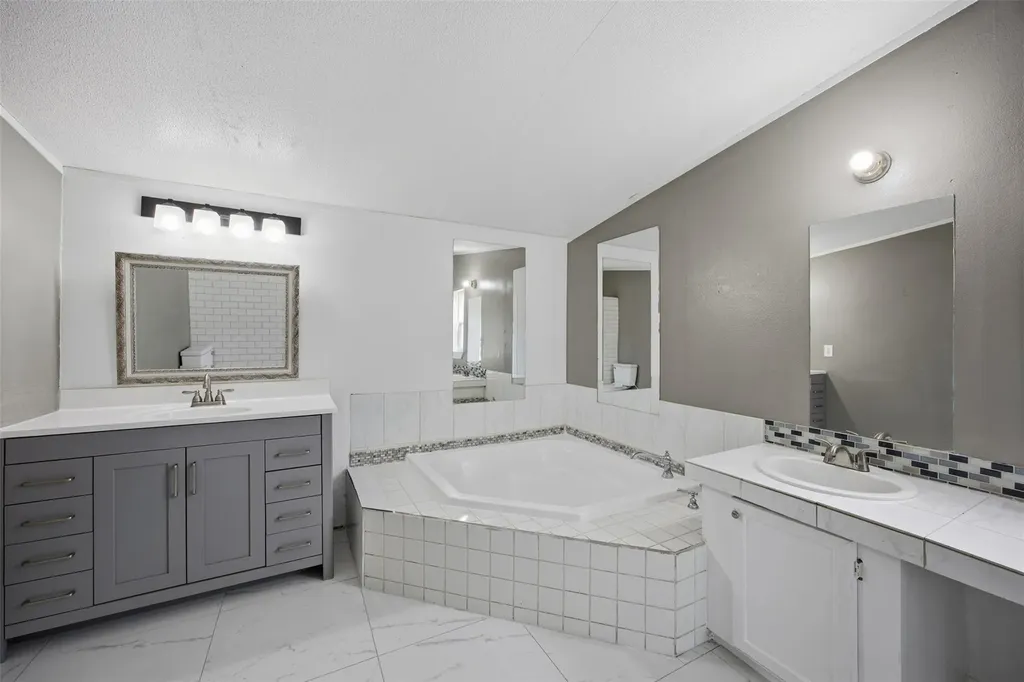 180 Quail Ridge Drive Kyle TX 78640