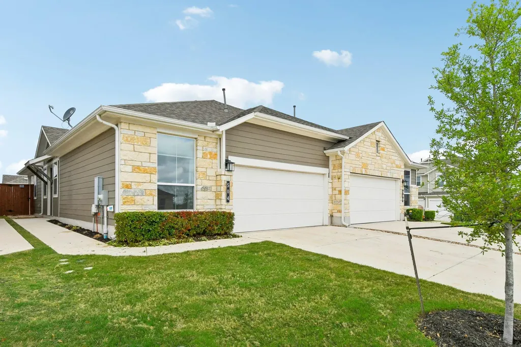 504 Peace Drive Liberty Hill TX 78642