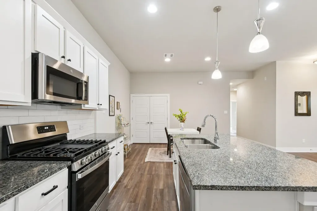 504 Peace Drive Liberty Hill TX 78642