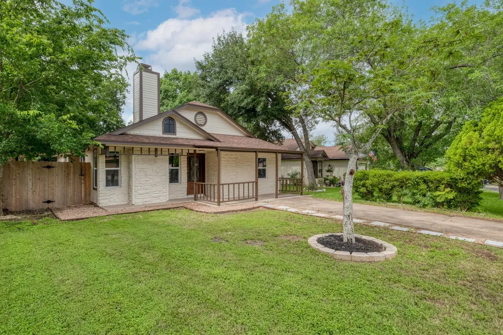 905 Wickfield Lane Austin TX 78753