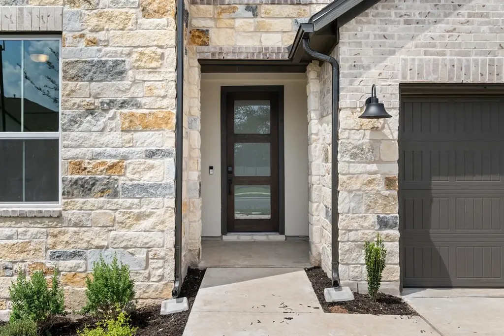 1110 Blue Moon Drive Georgetown TX 78628