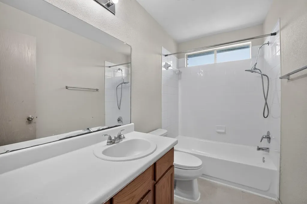 2412 Kale Drive Austin TX 78725