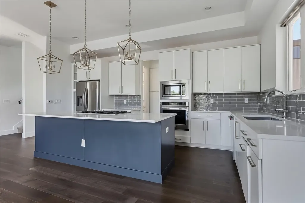 5006 Pecan Springs Road Austin TX 78723