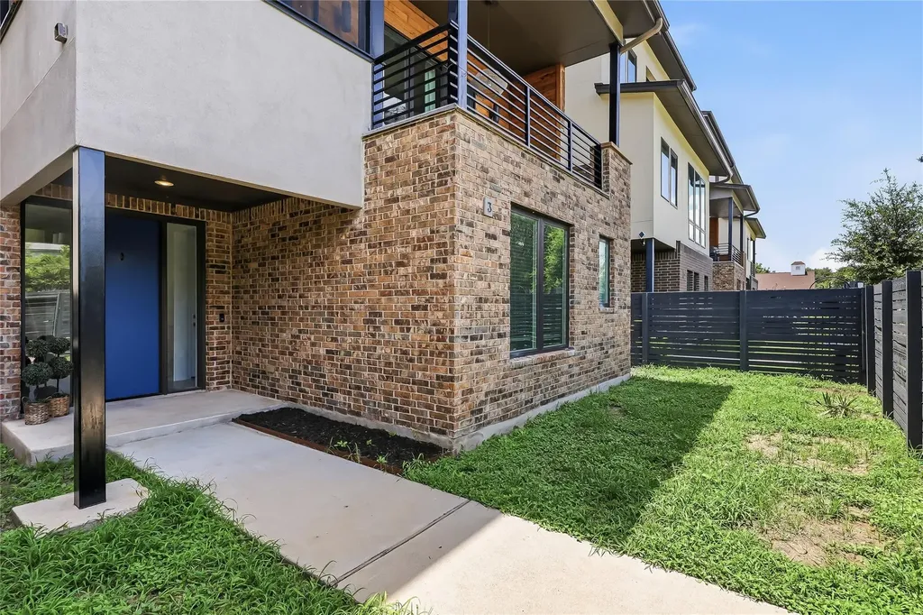 5006 Pecan Springs Road Austin TX 78723