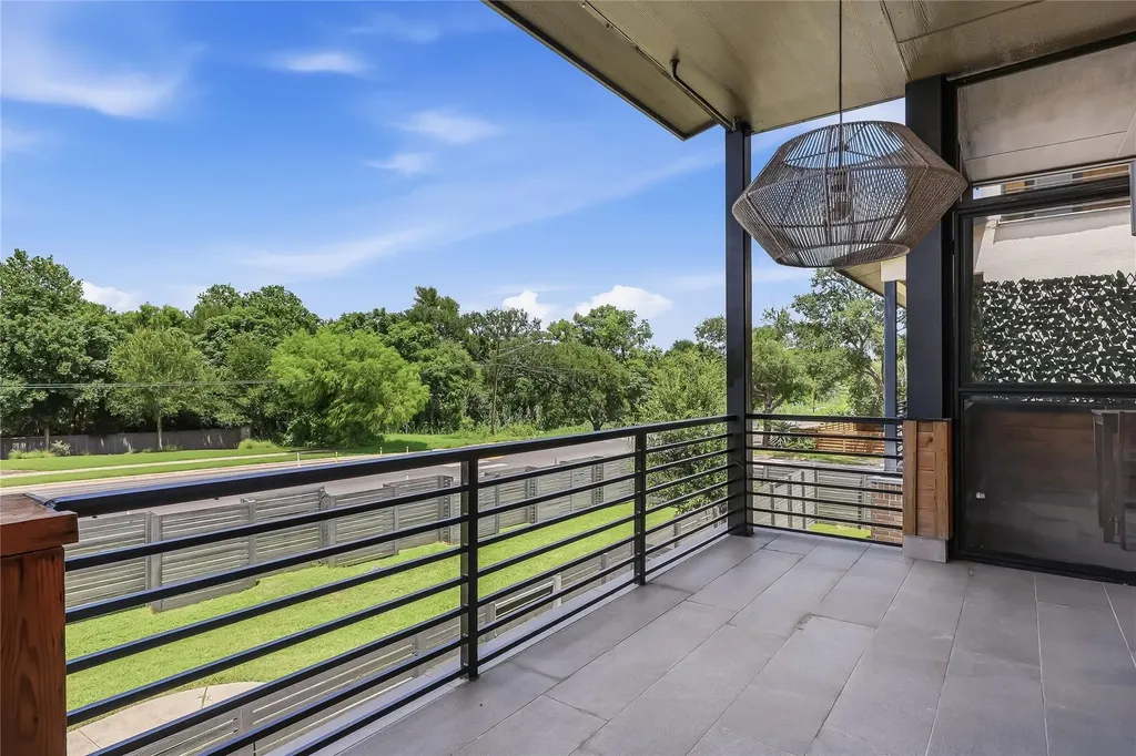 5006 Pecan Springs Road Austin TX 78723