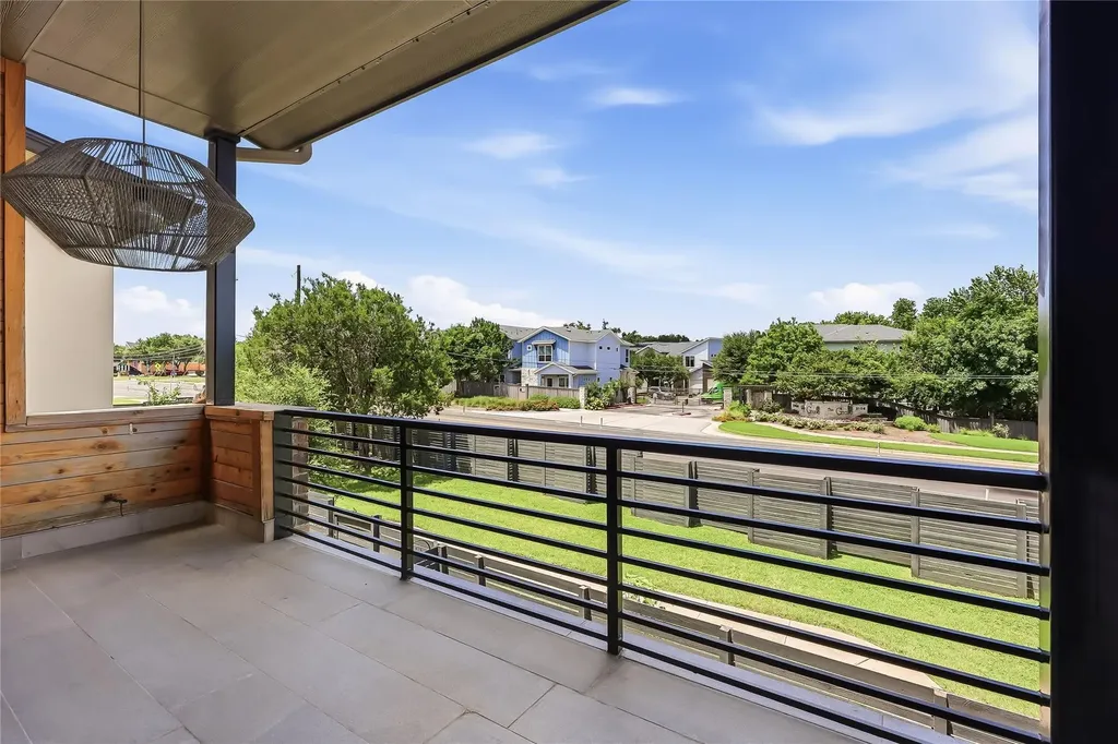 5006 Pecan Springs Road Austin TX 78723