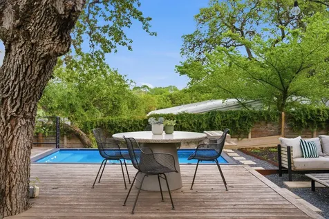 1605 Chelsea Lane Austin TX 78704