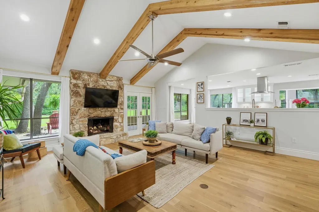 11101 Yucca Drive Austin TX 78759