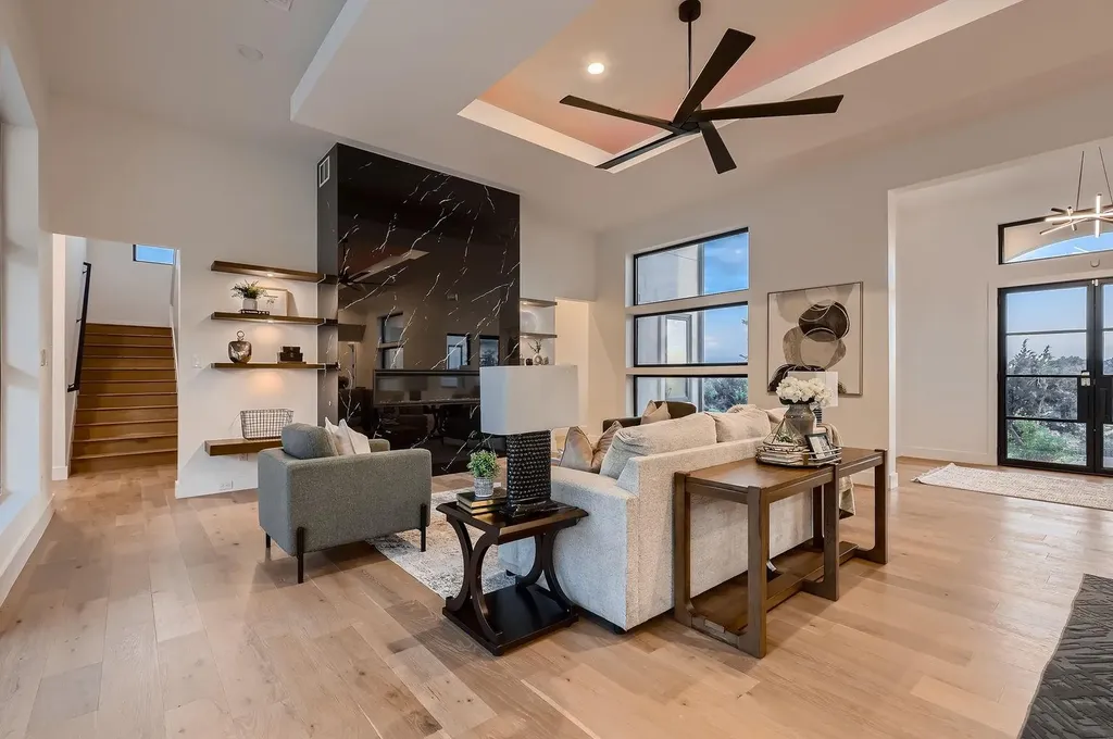 106 Bella Montagna Circle Austin TX 78734