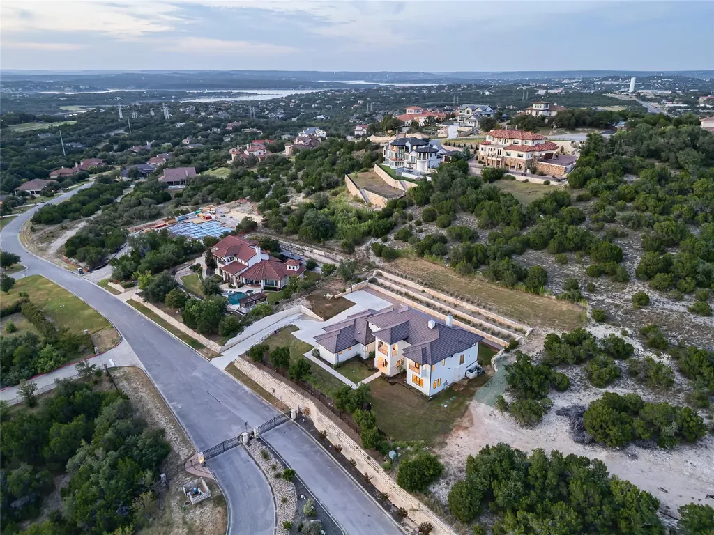 106 Bella Montagna Circle Austin TX 78734