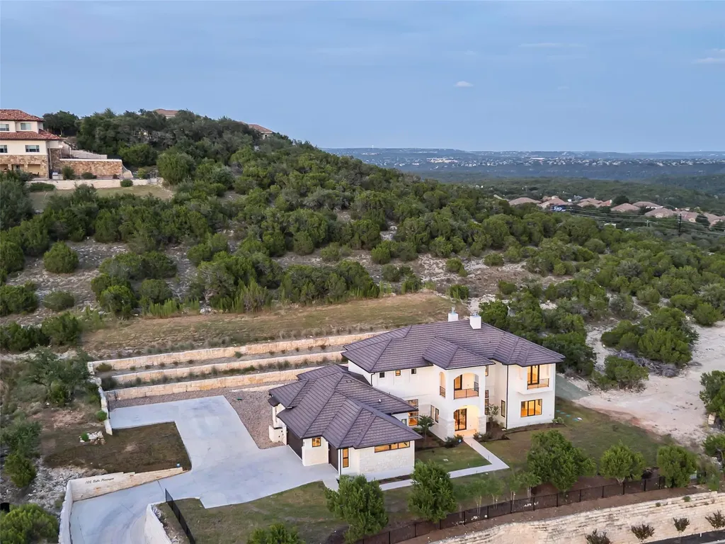 106 Bella Montagna Circle Austin TX 78734