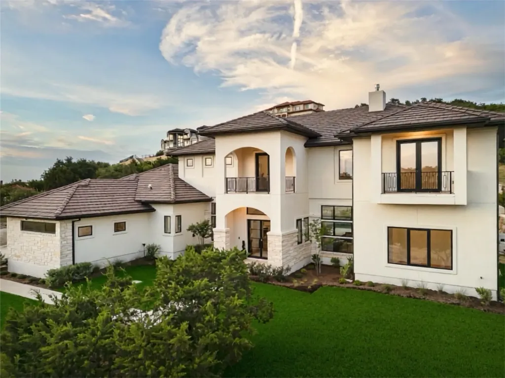 106 Bella Montagna Circle Austin TX 78734
