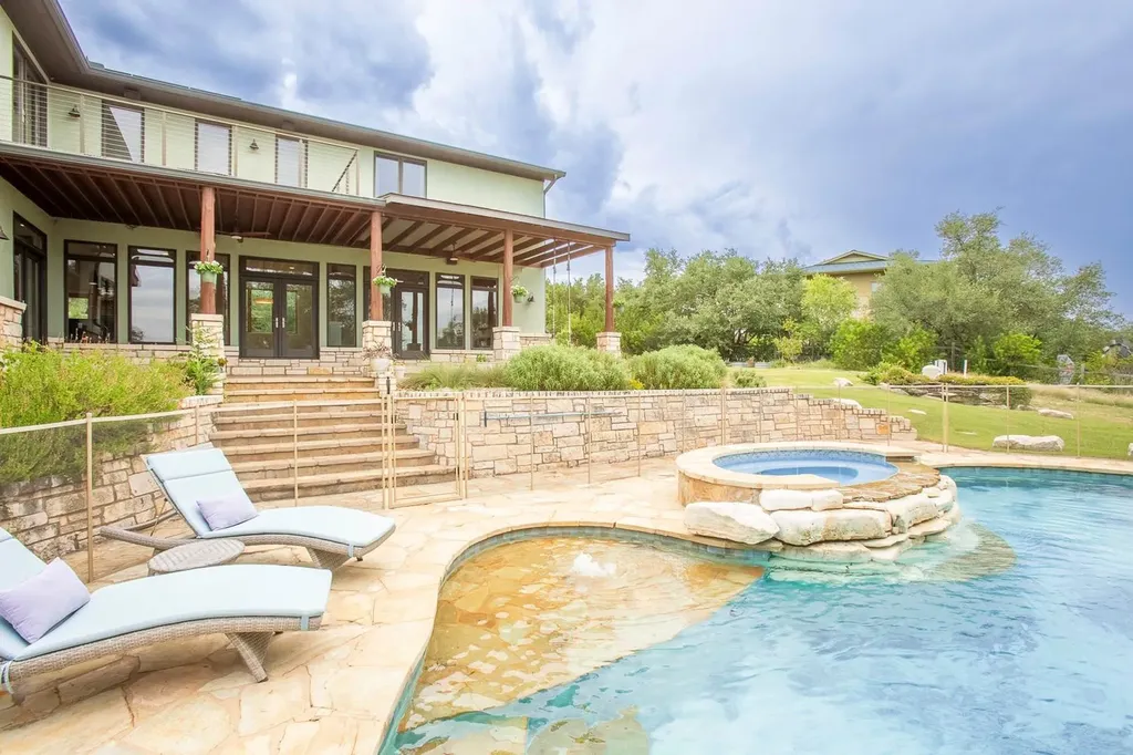 4004 Cloudy Ridge Road Austin TX 78734