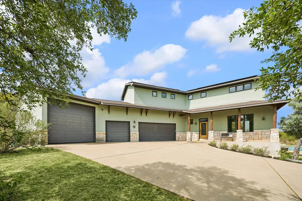 4004 Cloudy Ridge Road Austin TX 78734