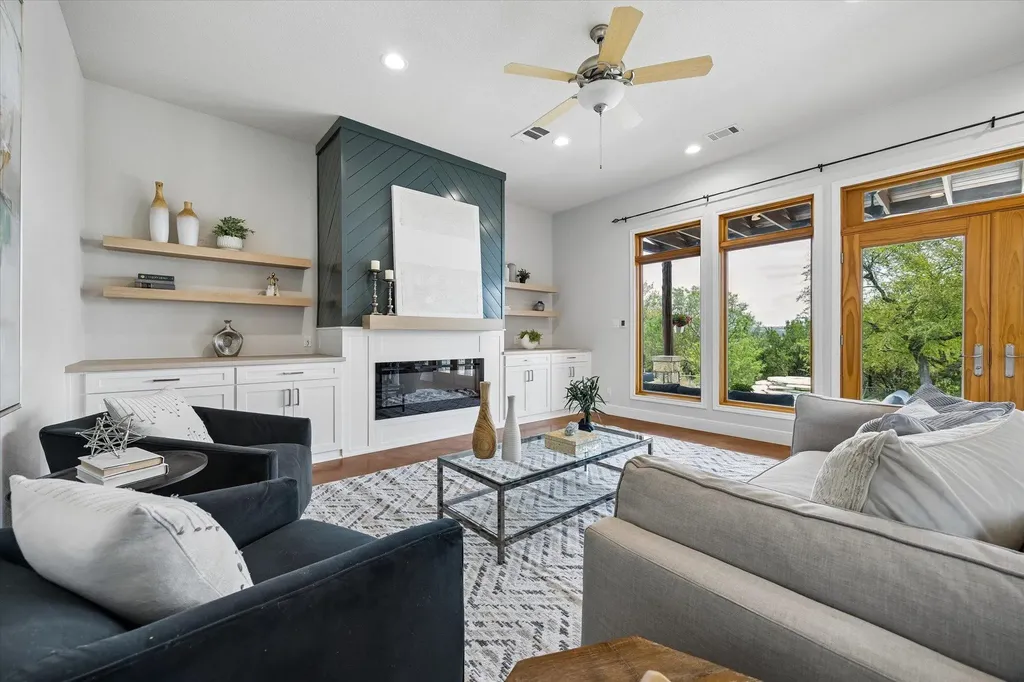 4004 Cloudy Ridge Road Austin TX 78734