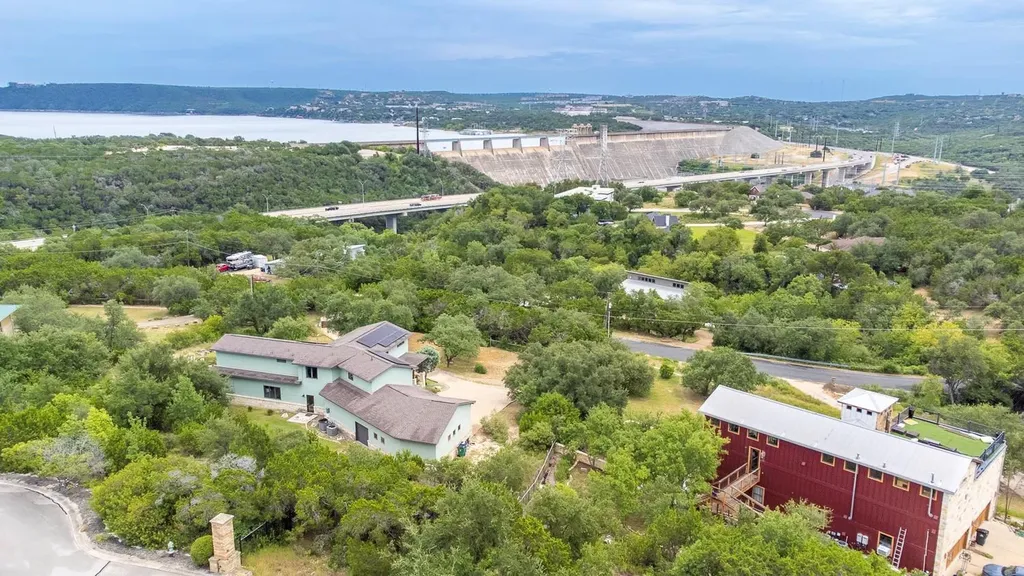 4004 Cloudy Ridge Road Austin TX 78734