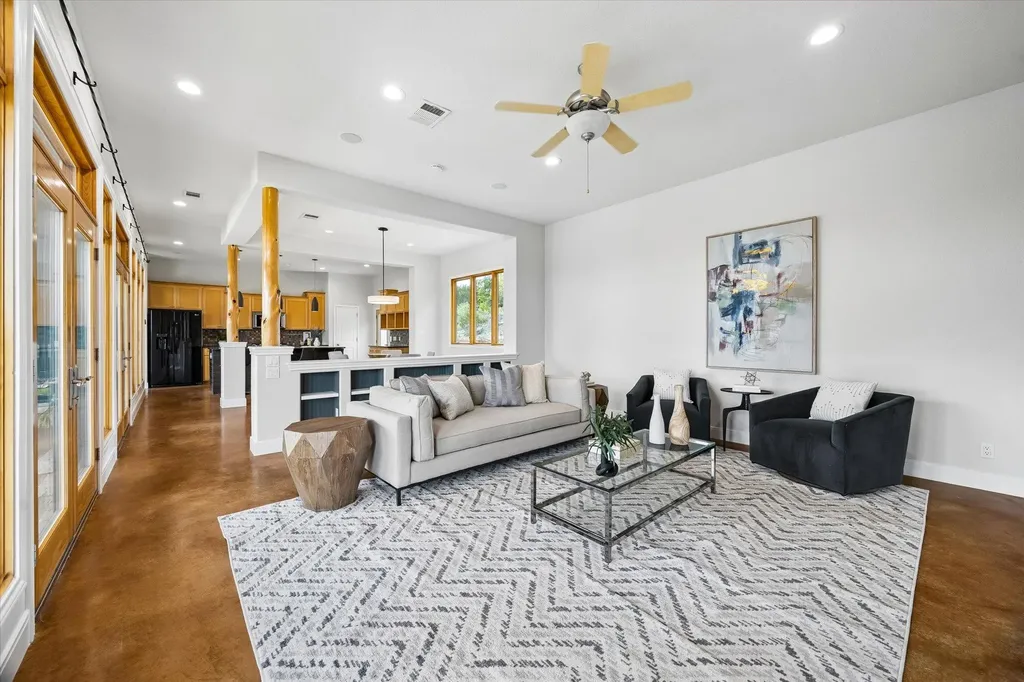 4004 Cloudy Ridge Road Austin TX 78734