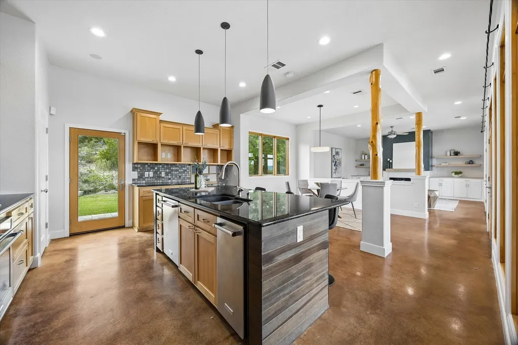 4004 Cloudy Ridge Road Austin TX 78734