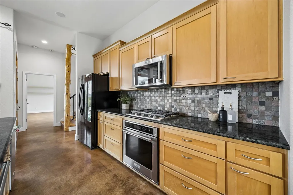 4004 Cloudy Ridge Road Austin TX 78734