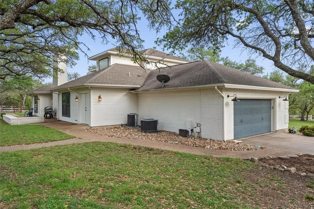 606 Winchester Drive Dripping Springs TX 78620