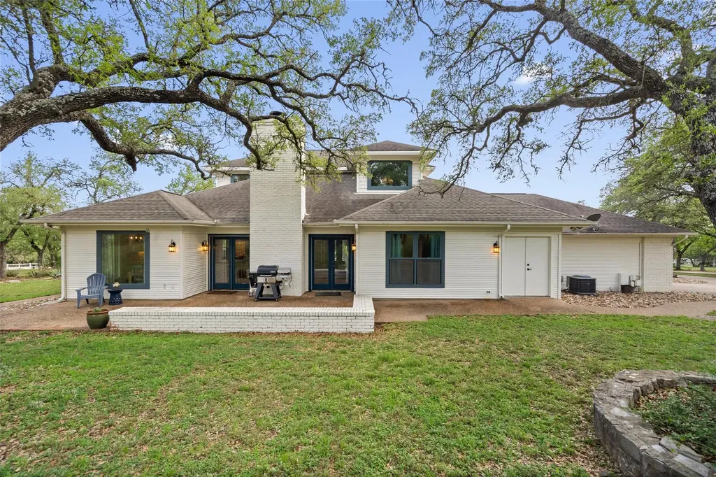 606 Winchester Drive Dripping Springs TX 78620