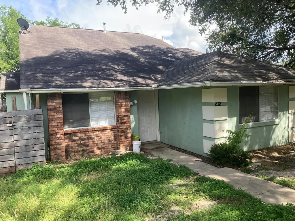 5415 Walnut Grove Drive Austin TX 78744