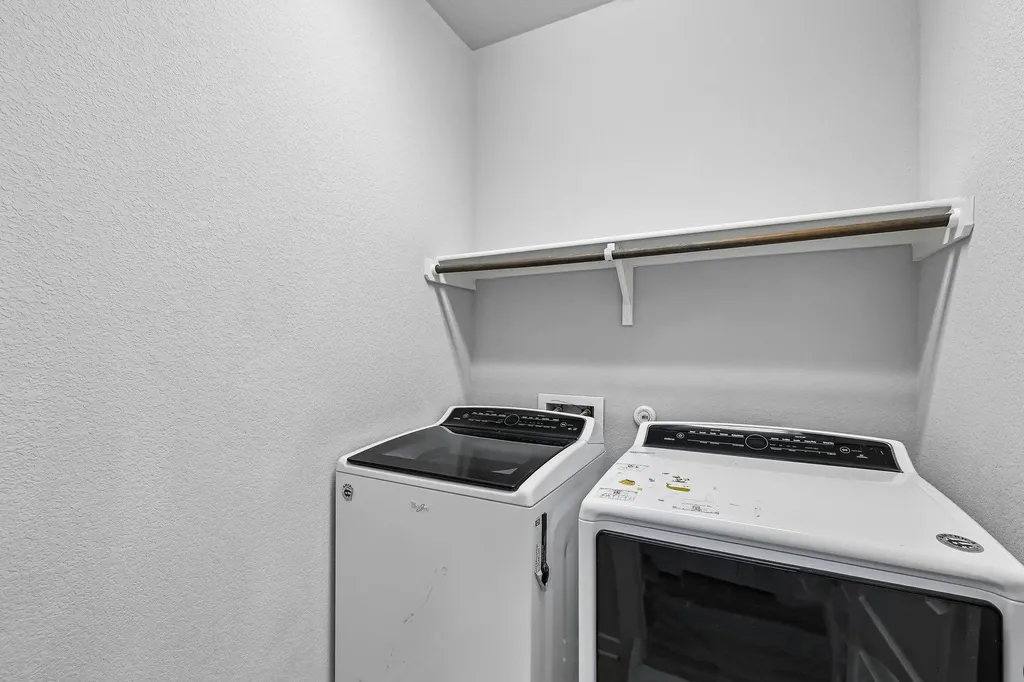 160 Syrah Court Leander TX 78641