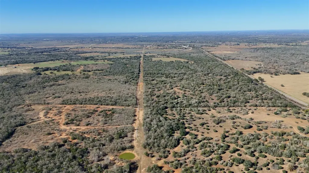 7180 Cr 283 Harwood TX 78632