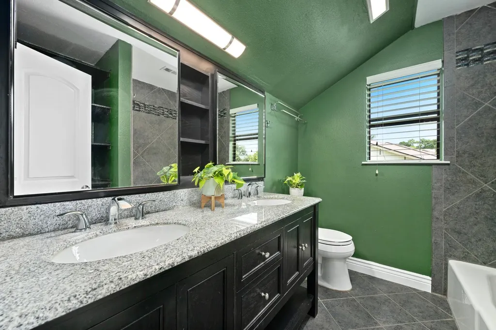 3908 Valley View Round Rock TX 78681