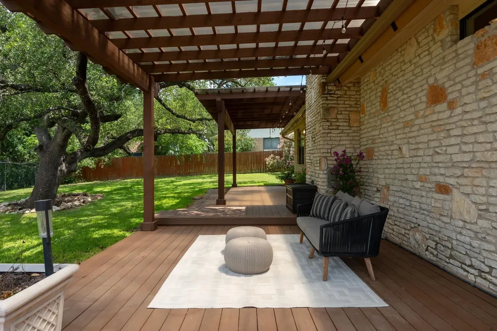 3908 Valley View Round Rock TX 78681